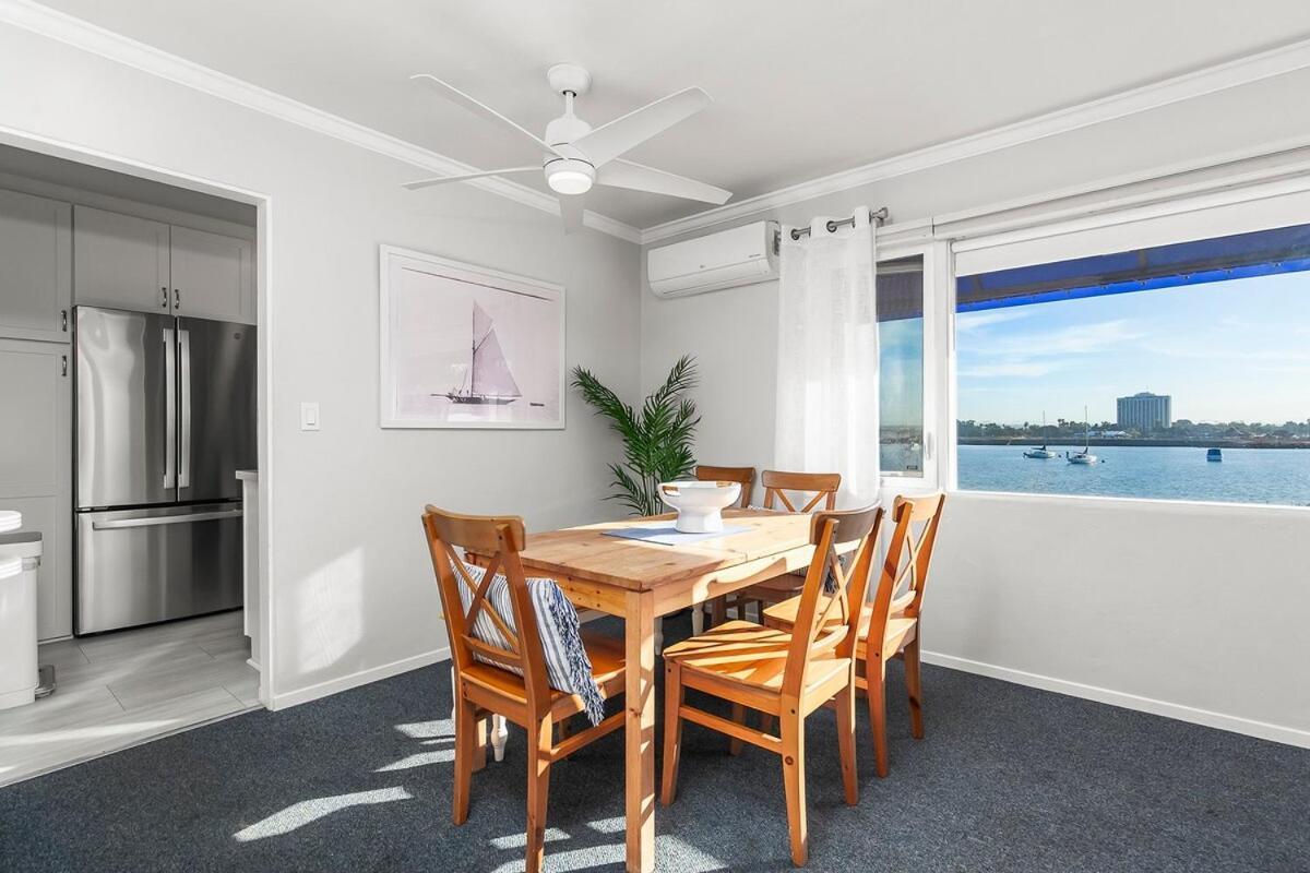 Apartment Bayfront 1-br With Stunning View Steps To The San Diego