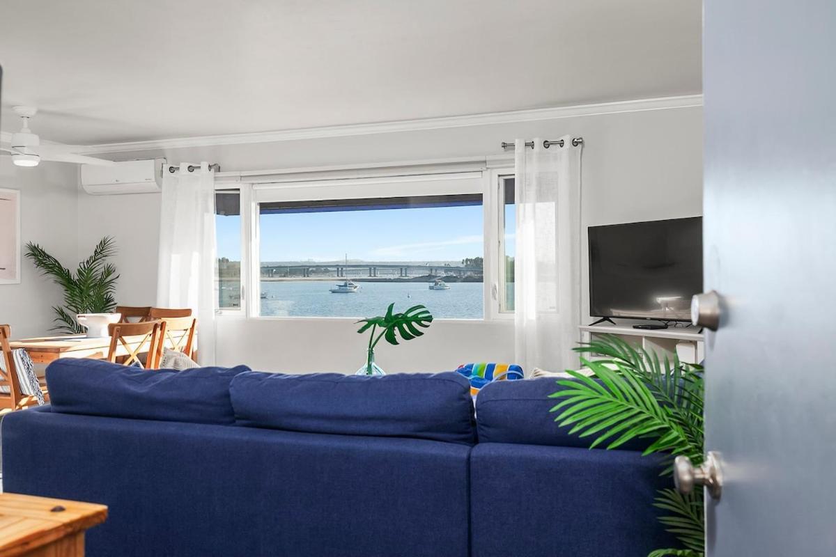 Bayfront 1-br With Stunning View Steps To The San Diego