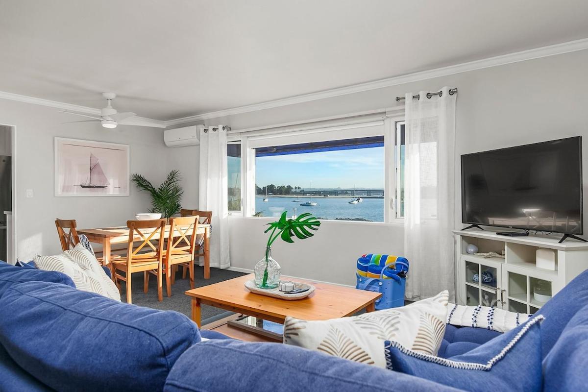 Apartment Bayfront 1-br With Stunning View Steps To The San Diego